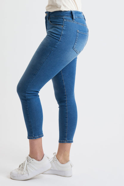 Women's Petite Sustainable High Rise Skinny Jeans in M Medium Blue view 3 - High-Waisted - Womens Petite Jeans Mid Rise