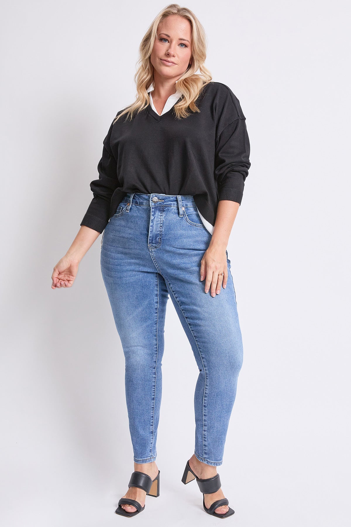 Women's plus High Rise Basic 5 Pocket Skinny Jeans in M Medium Blue - High-Waisted - Women'S Plus Jeans On Sale