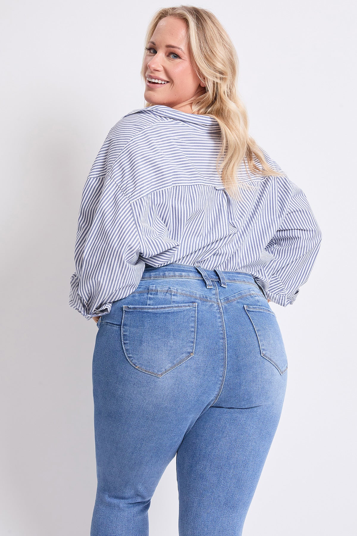 Women's plus High Rise Curve Confidence Skinny Jeans view 13 - High-Waisted - Women'S Plus Jeans On Sale (bottom)