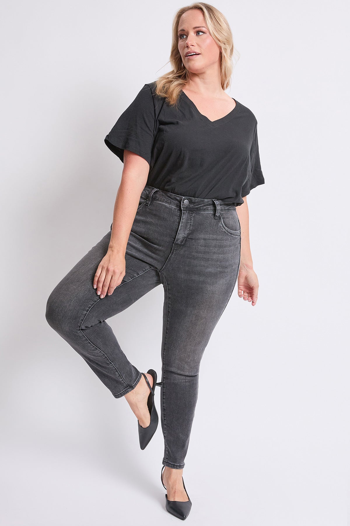 Women's plus High Rise Curve Confidence Skinny Jeans in M Medium Blue view 7 - High-Waisted - Women'S Plus Jeans On Sale