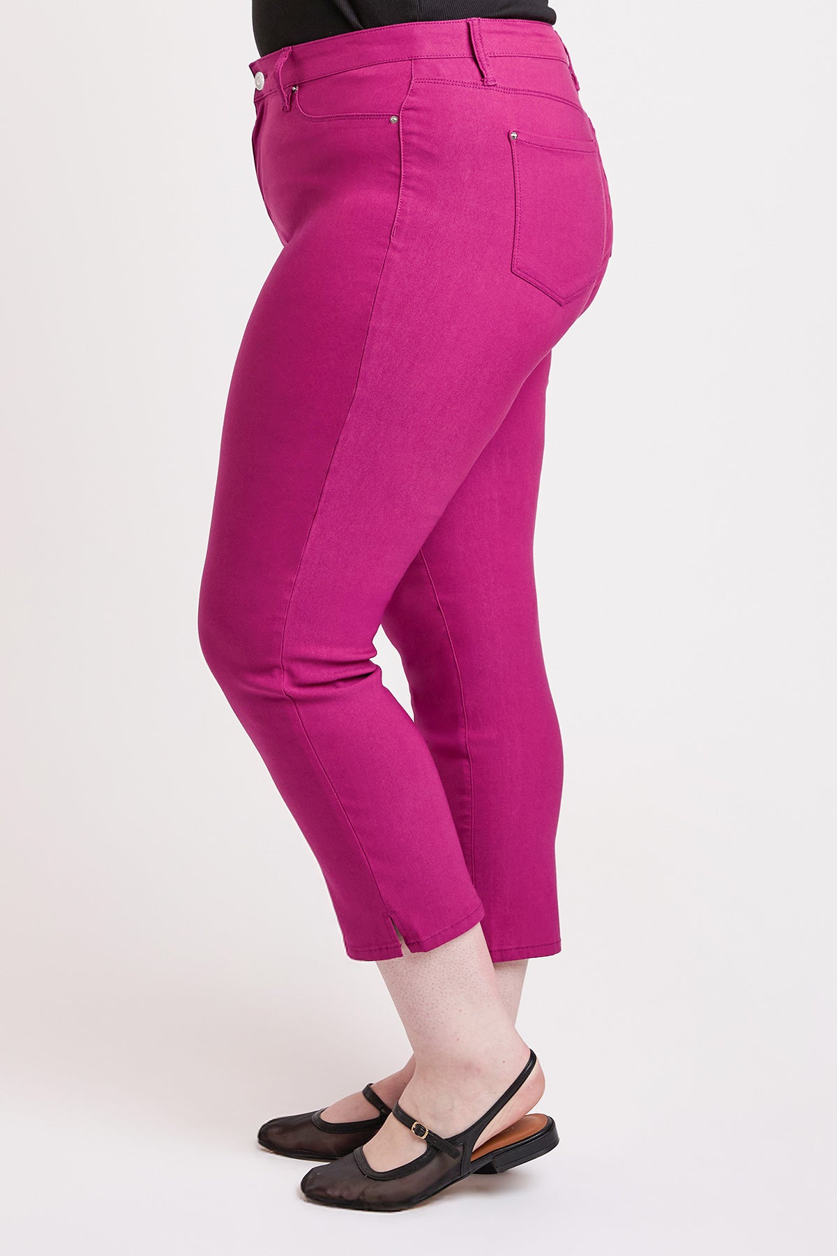 Women's plus High Rise Hyperstretch Cropped Straight Pants in Indigo view 4 - High-Waisted - Women'S Plus Pants