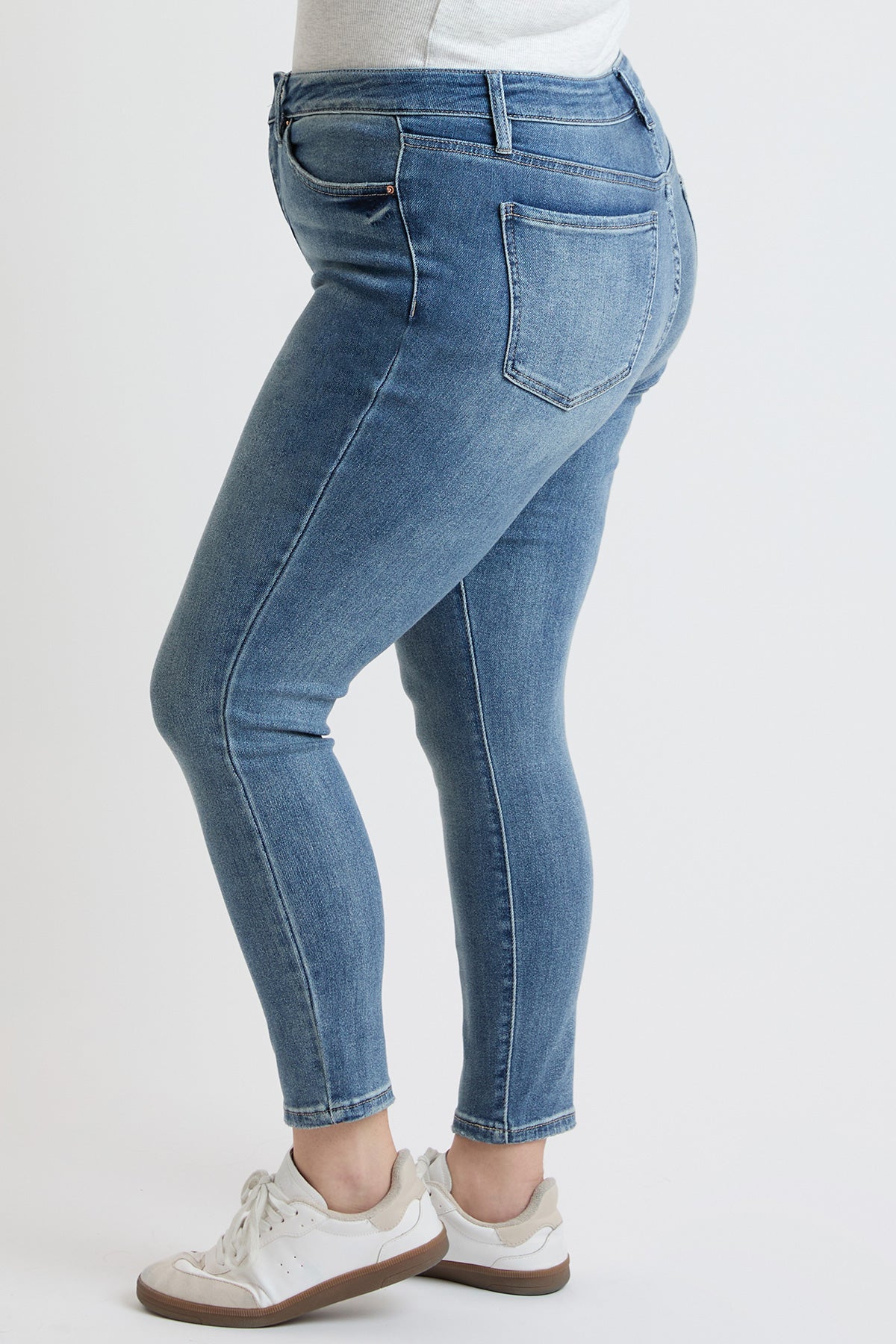 Women's plus Premium Stretch Skinny Jean in W Black view 9 - Comfort Stretch - Womens Plus Jeans (bottom)