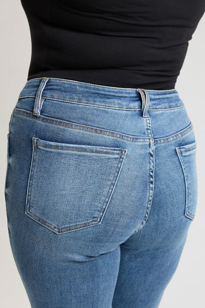 Women's plus Premium Stretch Slim Straight Jeans in W Black view 5 - Comfort Stretch - Women'S Plus Jeans On Sale