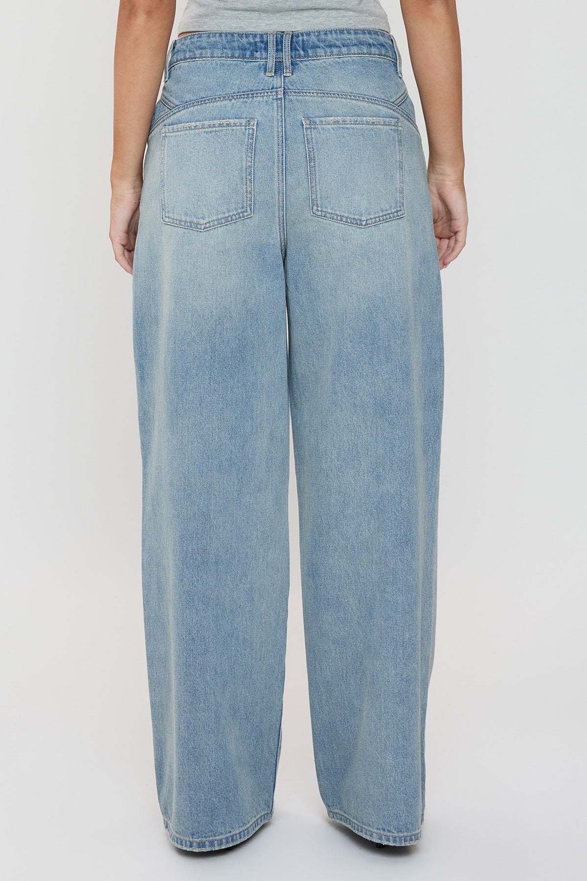 Women's Relaxed Extra Baggy Wide Leg Jeans in J Faded Blue view 4 - Relaxed Fit - Women'S Relaxed Jeans Petite (bottom)