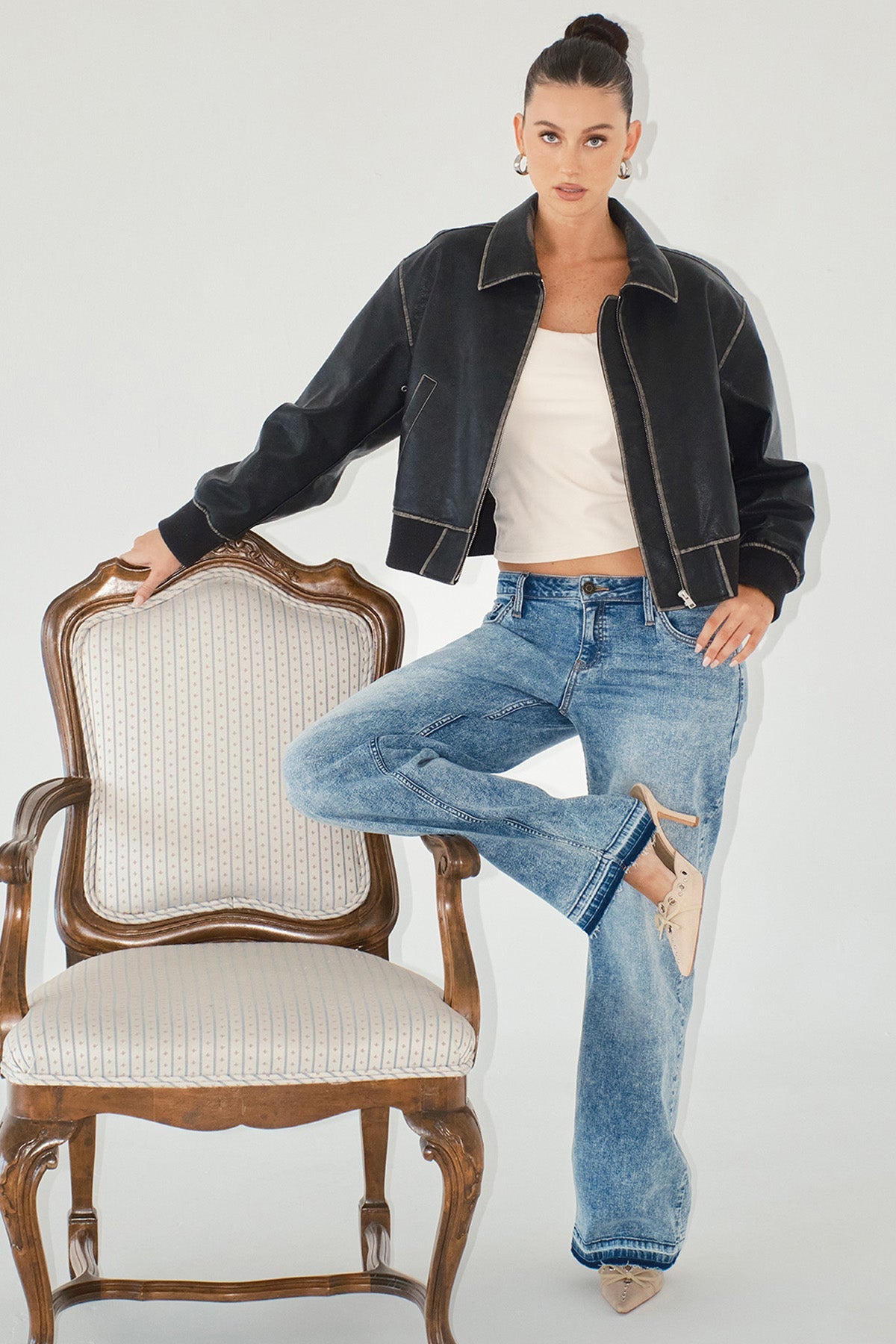 Women's Release Hem Wide Leg Jeans view 16 (bottom)