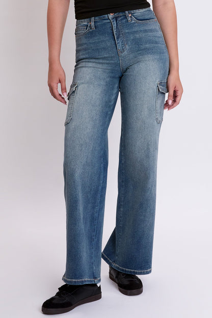 Women's Skater Cargo Wide Leg Jeans Denim in T Tinted Blue view 8 - Womens Skater Jeans Bershka (bottom)