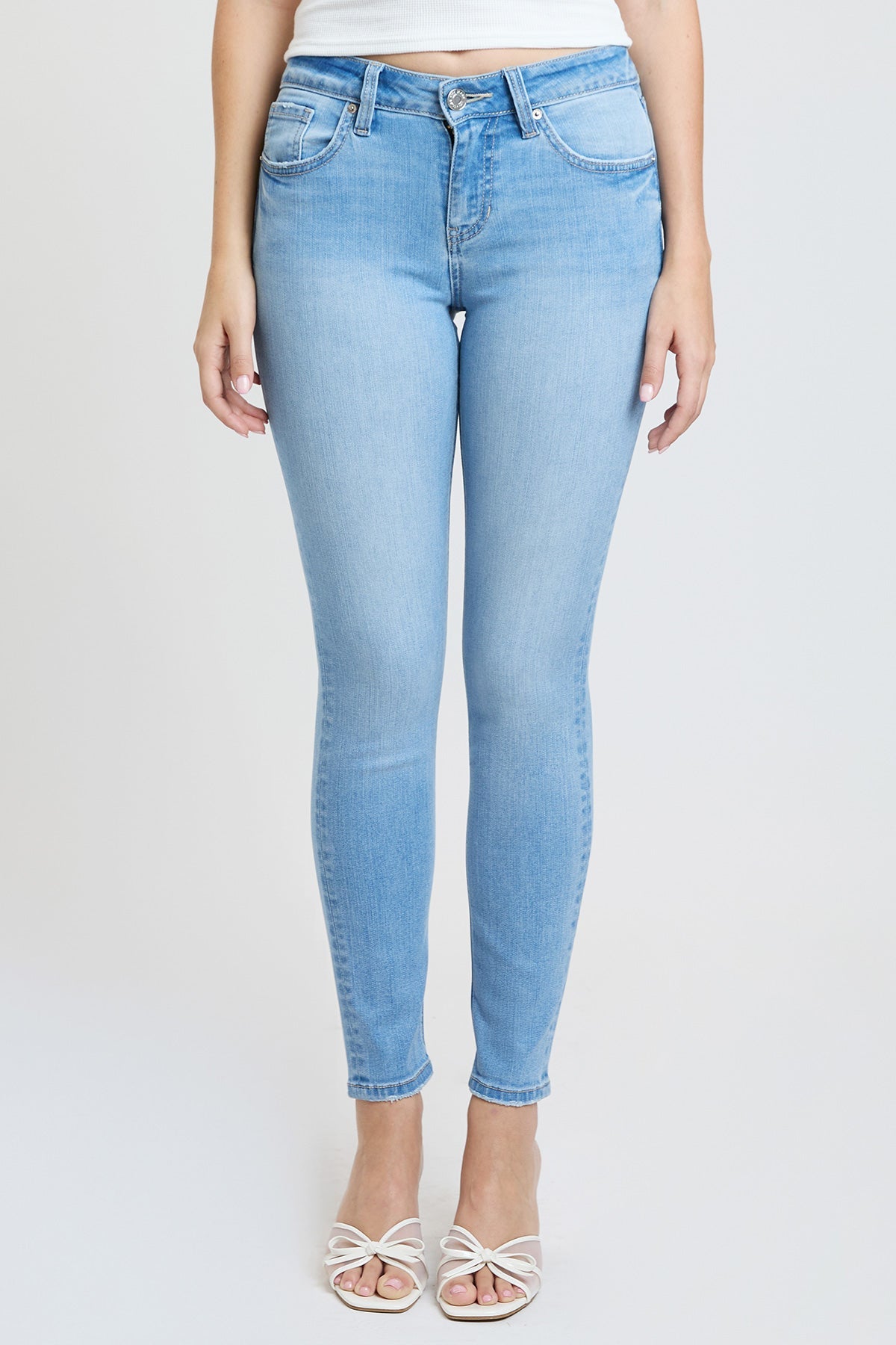 Women's Super Soft Mid Rise Skinny Jeans in L Light Blue view 2 - Women'S Super Jeans (bottom)