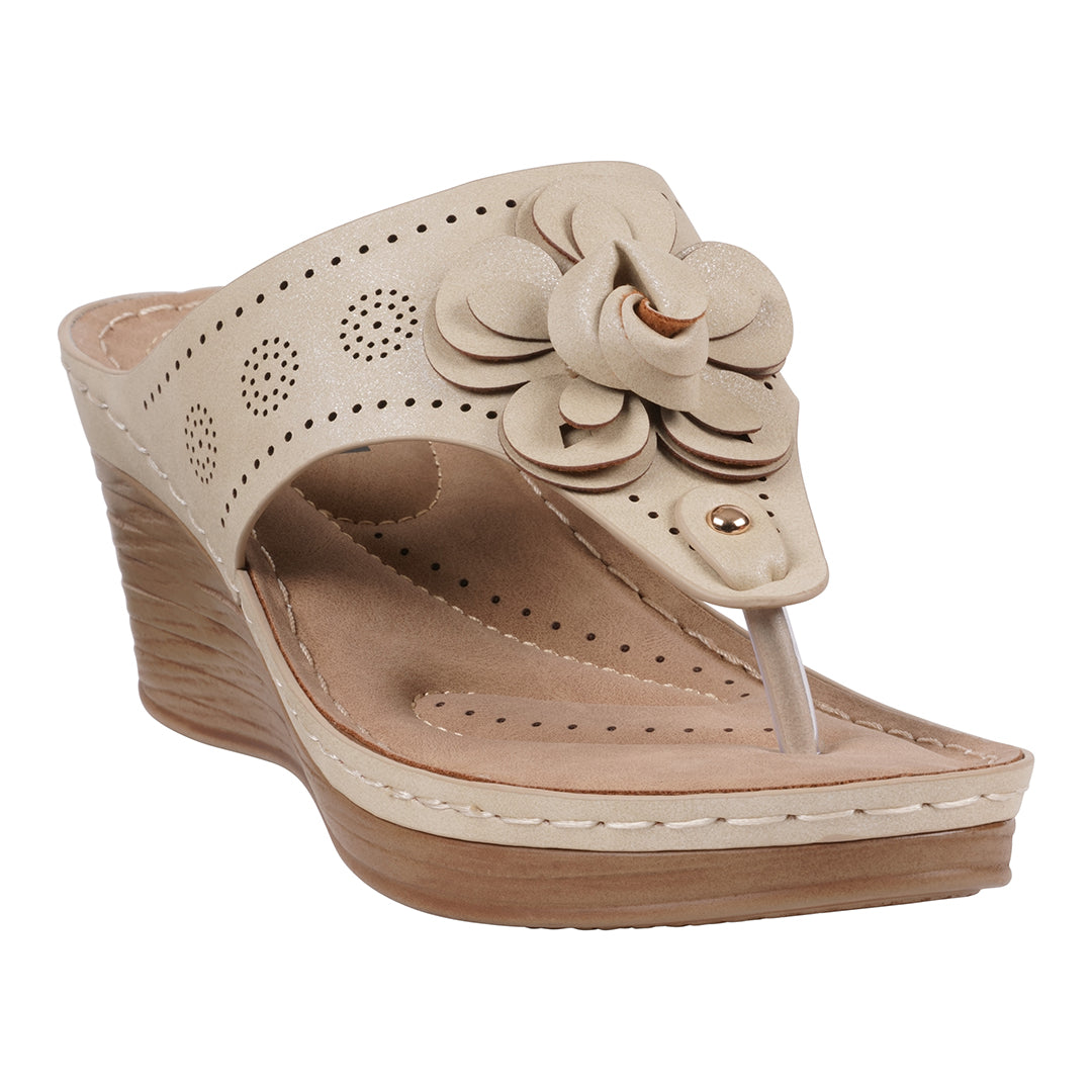 Women's Willa Gold Floral Wedge Sandals Gold (shoe) - bueno women's willa sandals, williams women's san - shop at us.meeeshop