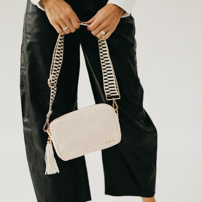Woven Willow Camera Crossbody Bag - MeeeShop Women's Fashion