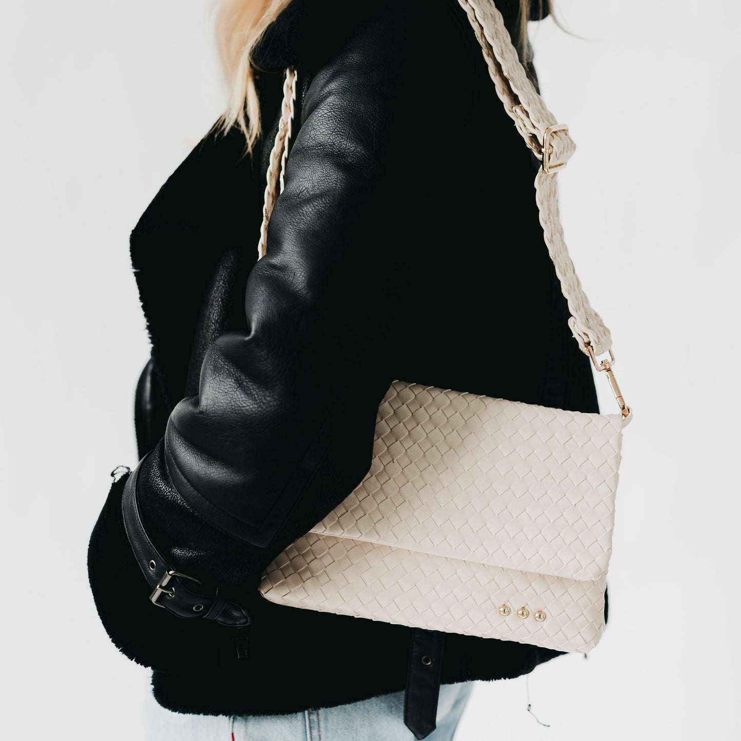 Wrenlee Woven Flap Crossbody Handbag - MeeeShop Women's Fashion