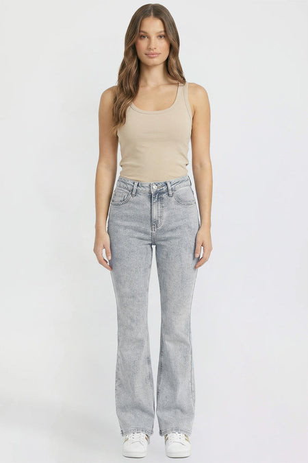 Ymi Women's Jessie Bootcut Star Patch Jeans