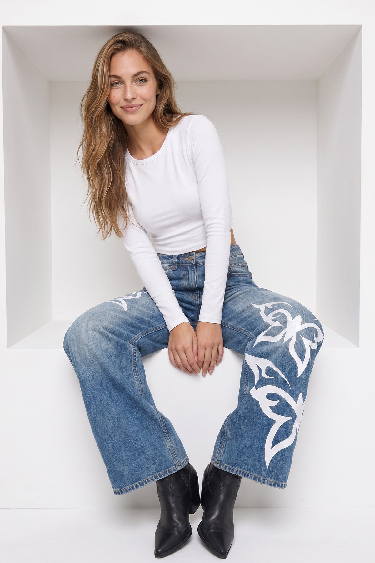 Ymi Women's Joey Ultra Wide Leg Jeans in M Medium Blue view 5 - Women'S Joey Jeans (bottom)