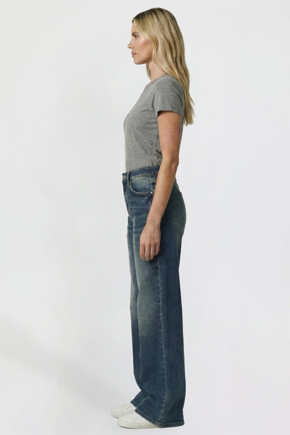 Ymi Women's Kayla High Rise Premium Stretch Wide Leg Jeans in S Midnight Sky Blue view 5 - High-Waisted (bottom)