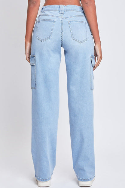 Ymi Women's Low Rise Relaxed Cargo Jeans in L Light Blue view 11 - Relaxed Fit - Women'S Low Jeans (bottom)