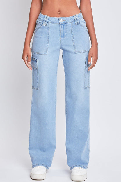 Ymi Women's Low Rise Relaxed Cargo Jeans in L Light Blue view 9 - Relaxed Fit - Women'S Low Jeans (bottom)