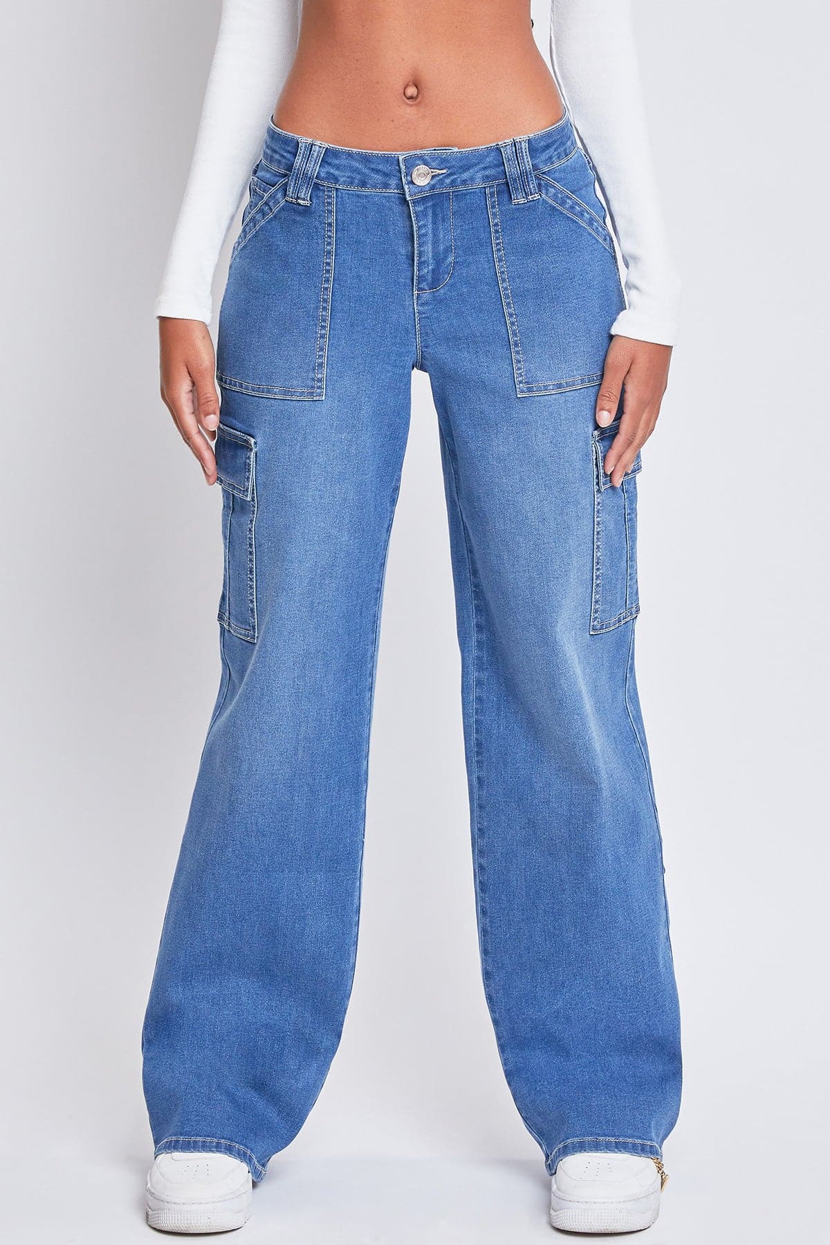 Ymi Women's Low Rise Relaxed Cargo Jeans in M Medium Blue view 3 - Relaxed Fit - Women'S Low Jeans (bottom)