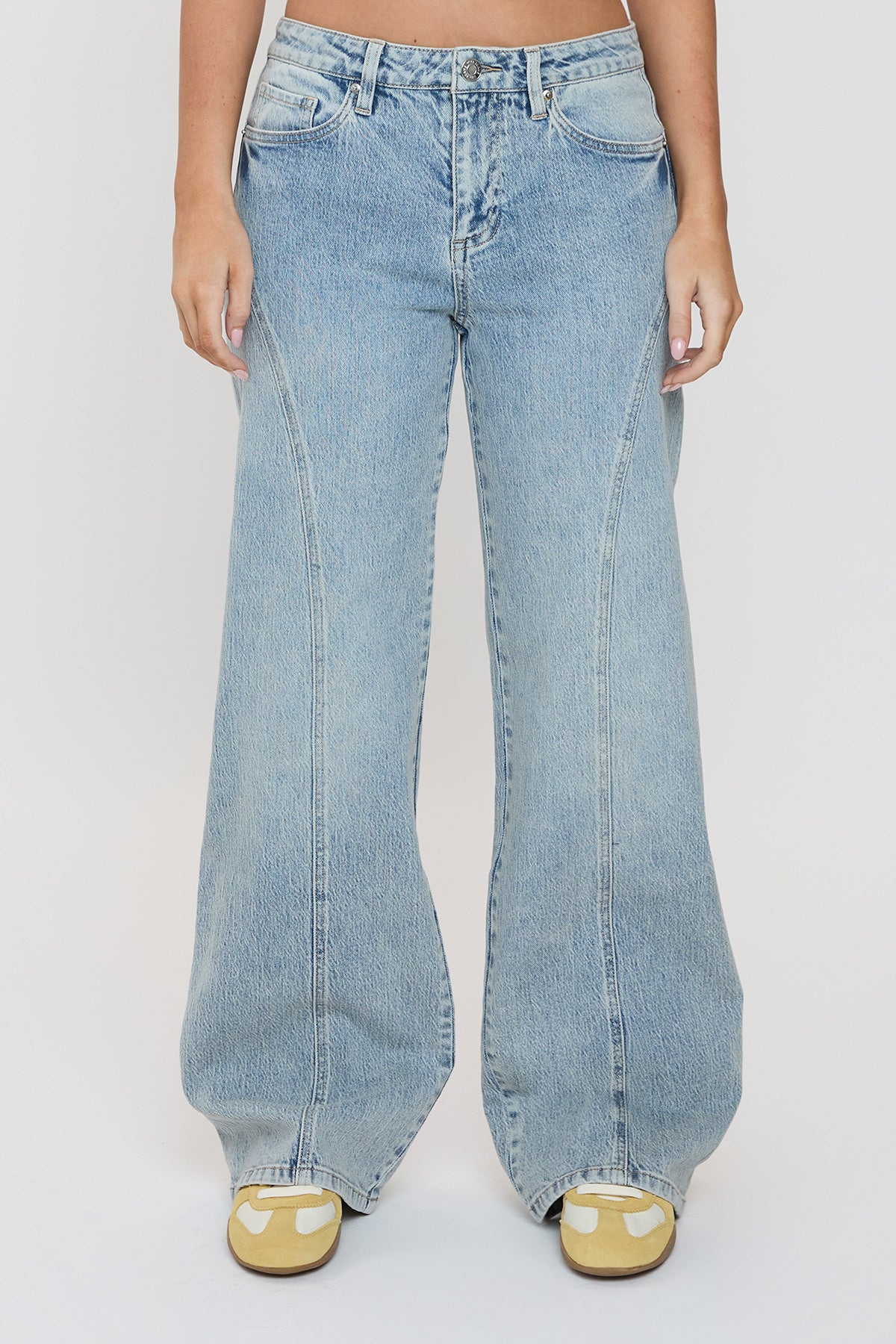 Ymi Women's Luxe Bella Seam Detail Wide Leg Jeans in Y Washed Blue view 2 - Ymi Womens Pants (bottom)