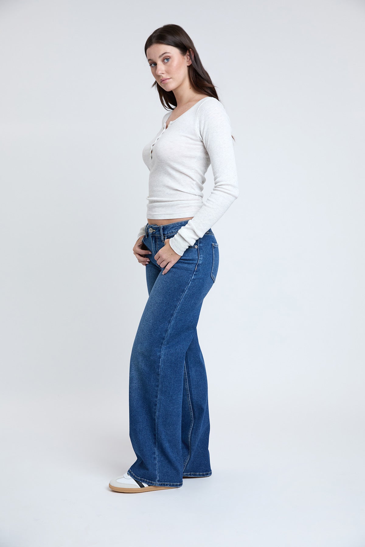Ymi Women's Wide Leg Jeans in M Medium Blue view 14 - Ymi Womens Pants (bottom)