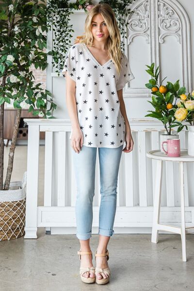 Heimish Full Size Star Print Short Sleeve V-Neck Waffle Knit T-Shirt | us.meeeshop
