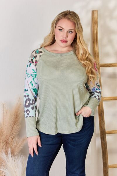 Hailey & Co Printed Round Neck Blouse in Sage | us.meeeshop