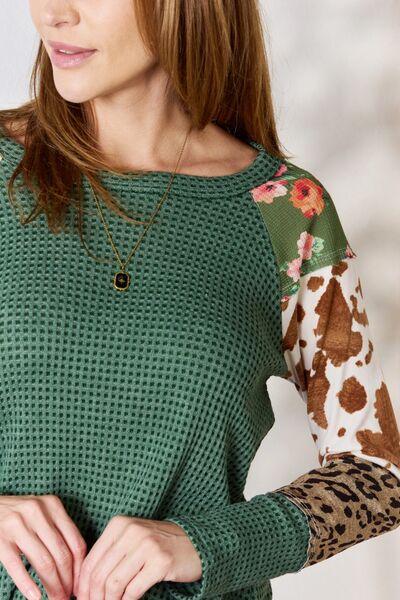 Hailey & Co Waffle-Knit Leopard Blouse In Green | us.meeeshop
